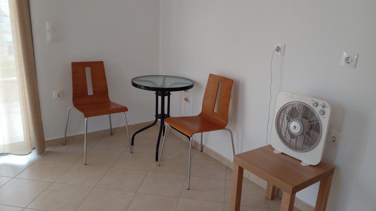 Tasos Rooms 希马拉 外观 照片