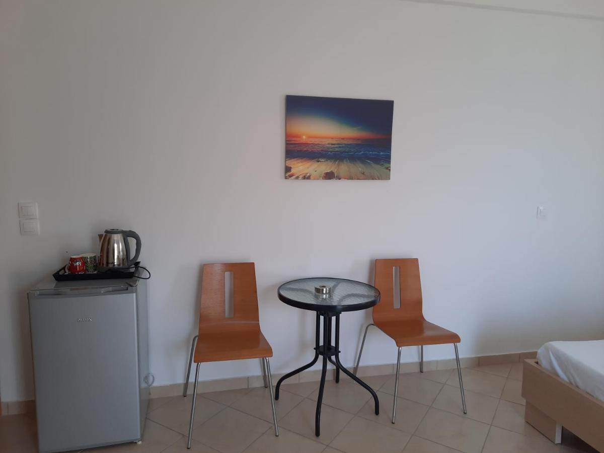 Tasos Rooms 希马拉 外观 照片