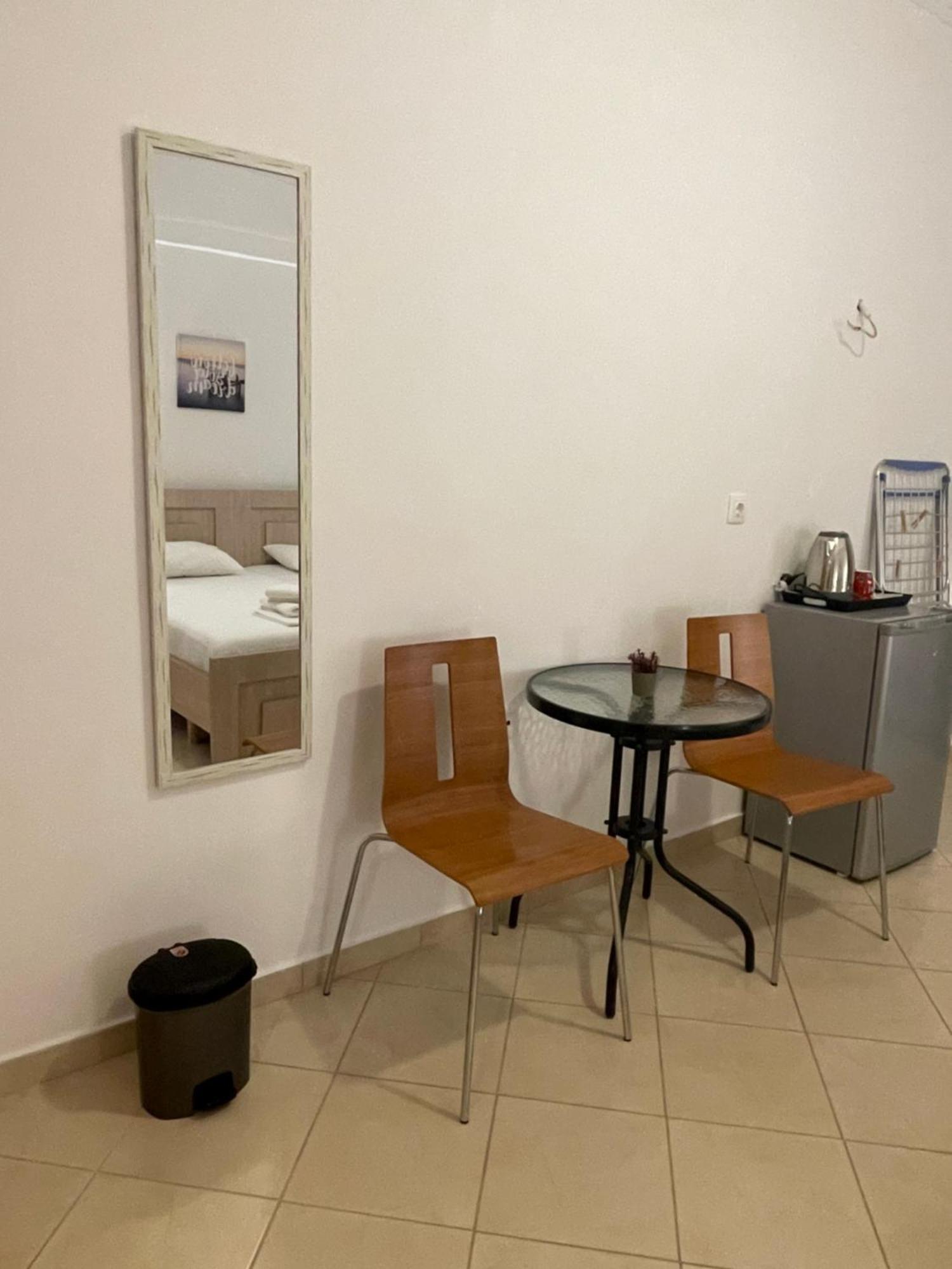 Tasos Rooms 希马拉 外观 照片